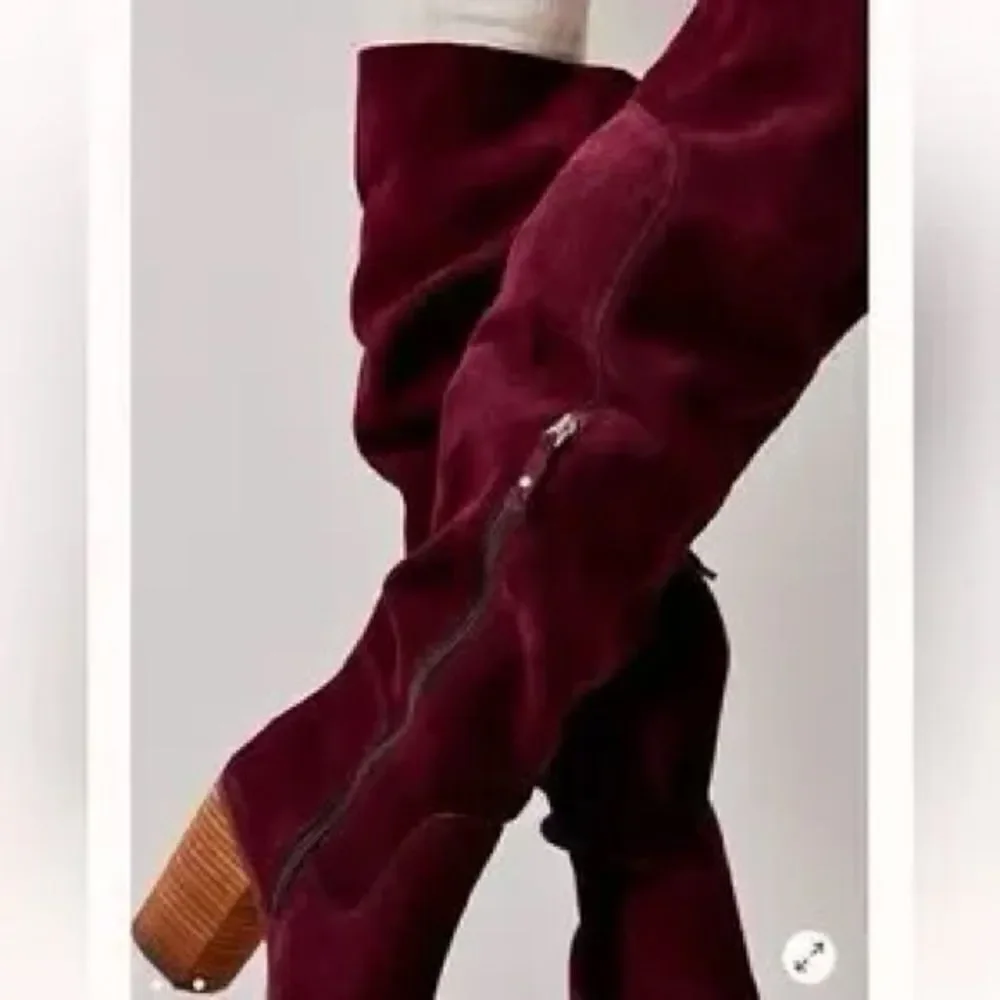 NWOB Kelsi Dagger Logan Over-The-Knee Burgundy Wine Suede Boots US 9